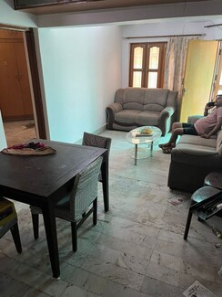 2 BHK + Extra Room Apartment For Rent in Parsvnath Royale Floors
