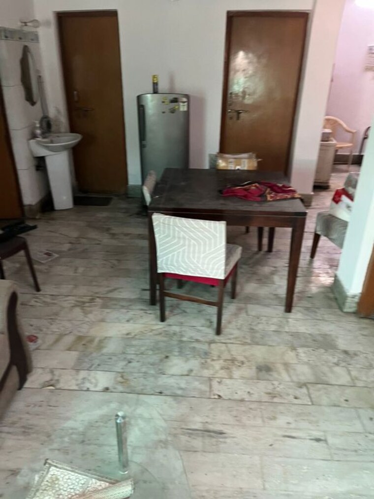  Parking, parsvnath-royale-floors 2 Bedroom 900 Sq.Ft. Apartment In Uattardhona Lucknow 9905608