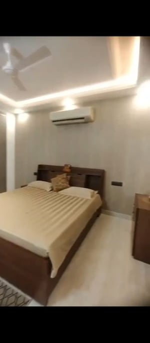 4 BHK Builder Floor For Sale in BPTP Eden Estate, Sector 81