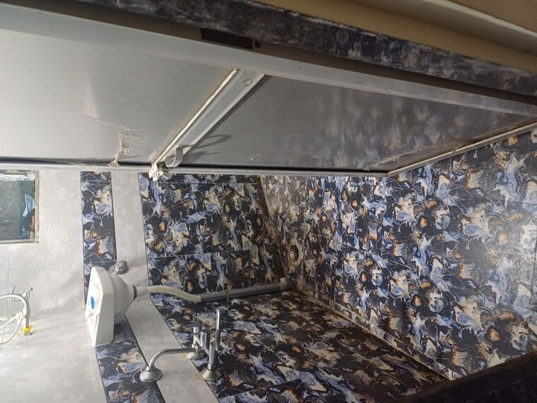 Bathroom, mahape Pg For Boys & Girls In Mahape 9905619