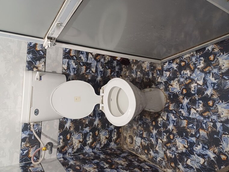 Bathroom, mahape Pg For Boys & Girls In Mahape 9905619