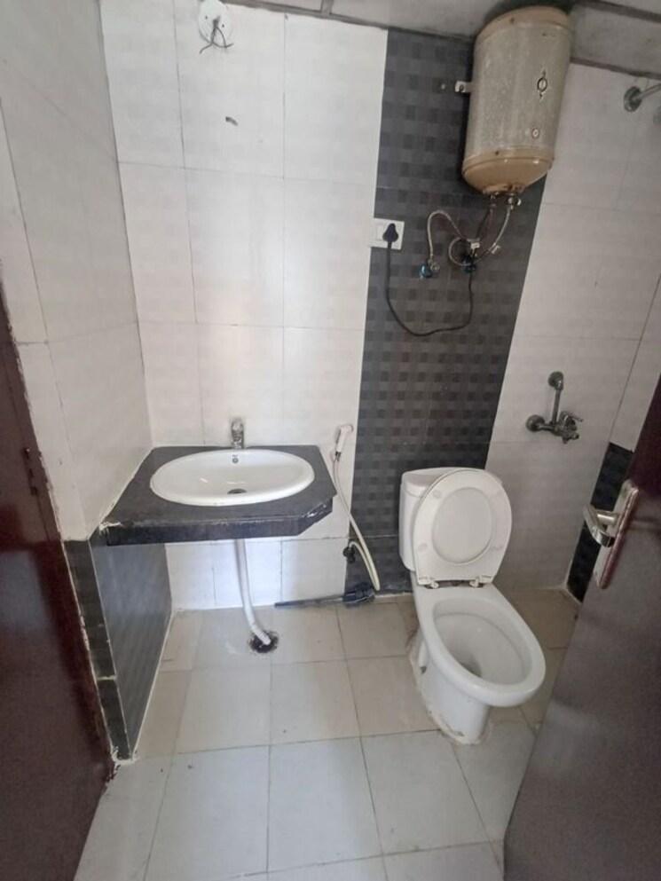 Master Bedroom, supertech-cape-town 3 Bedroom 1295 Sq.Ft. Apartment In Sector 74 Noida 9905634