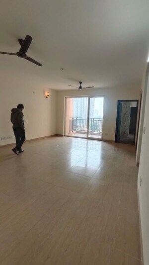 Room in 3 BHK Apartment at 3C Orris Greenopolis, Sector 89 – for Rent