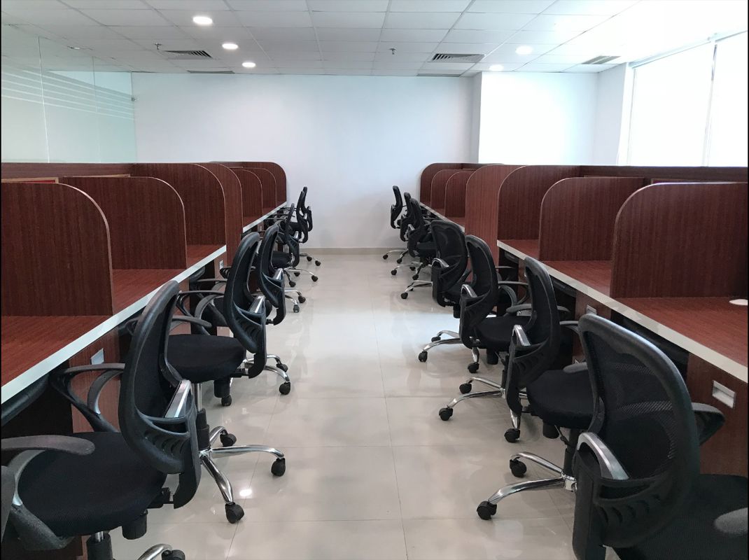 Retail Shop For Sale in Spectrum Metro