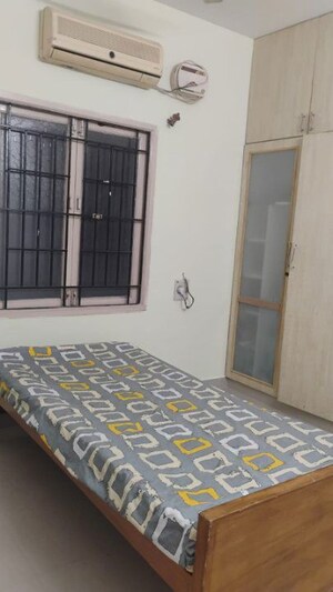  Pg For Rent in Madipakkam