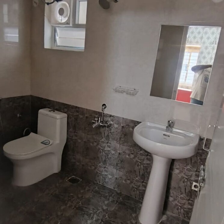 Bathroom, sobha-moonstone 3 Bedroom 1804 Sq.Ft. Apartment In Rachenahalli Bangalore 9905672