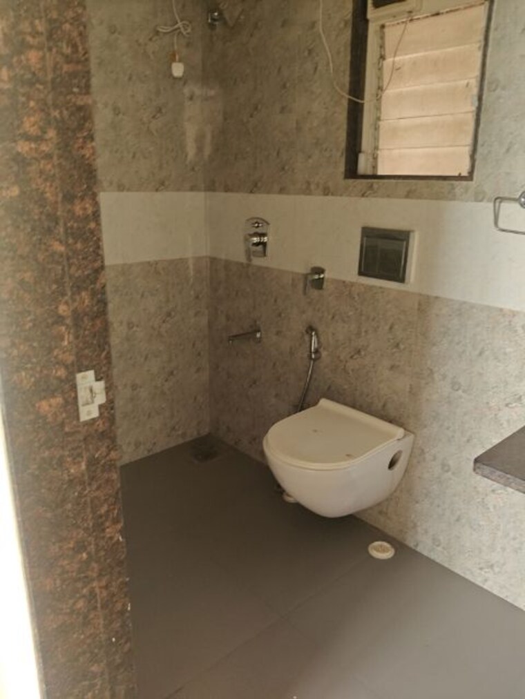 Bathroom, veena-senterio 1 Bedroom 440 Sq.Ft. Apartment In Chembur Mumbai 9905676