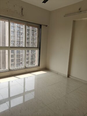 Room in 1 BHK Apartment at Veena Senterio, Chembur – for Rent