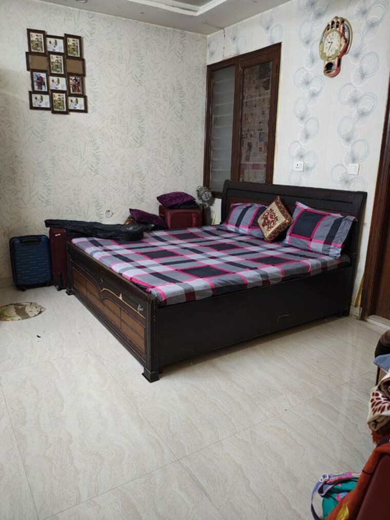 Bedroom, green fields colony 3 Bedroom 1450 Sq.Ft. Builder Floor In Green Fields Colony Faridabad 9905727
