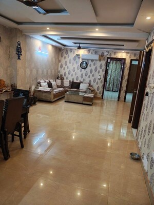 Living Room in 3 BHK Builder Floor at Green Fields Colony – for Rent