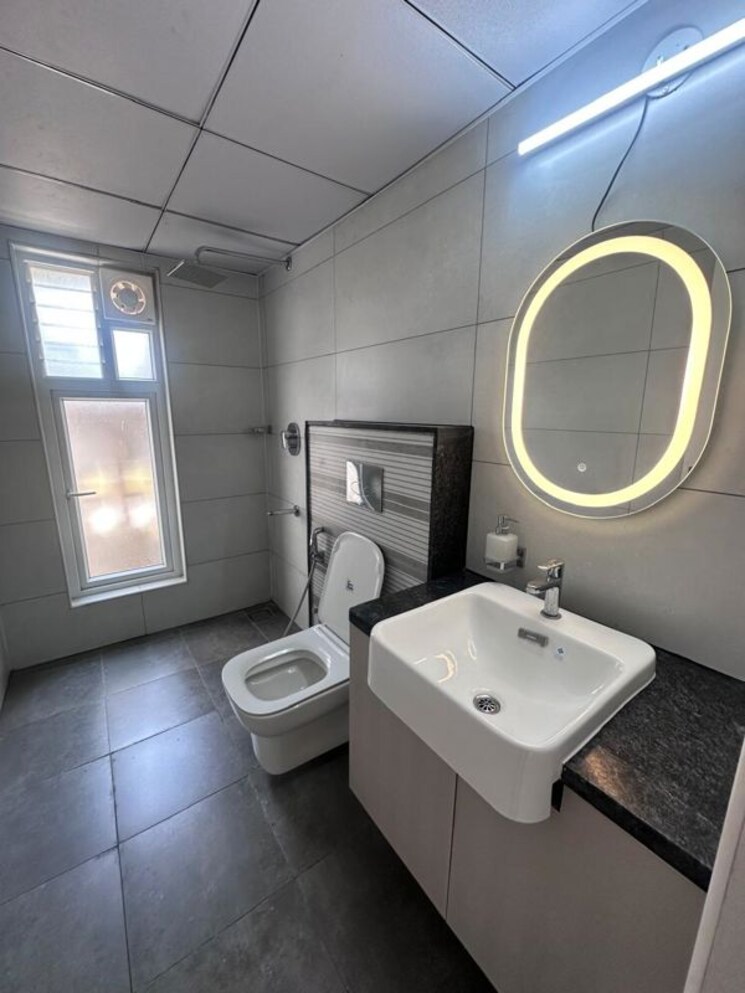 Bathroom, casagrand-boulevard 3 Bedroom 1952 Sq.Ft. Apartment In Hennur Road Bangalore 9905740