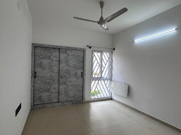 Room in 3 BHK Apartment at Casagrand Boulevard, Hennur Road – for Rent