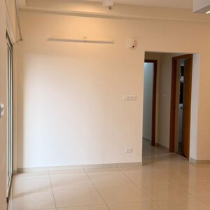 Room in 2 BHK Apartment at Sobha Dream Gardens, Kannur – for Rent