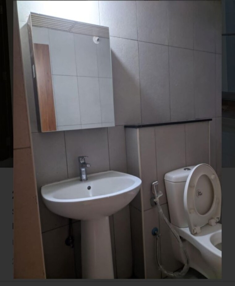 Bathroom, prestige-north-point 2 Bedroom 1293 Sq.Ft. Apartment In Kammanahalli Bangalore 9905746