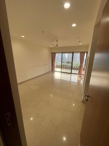 4 BHK Apartment For Rent in Raiaskaran Parthenon, Andheri West