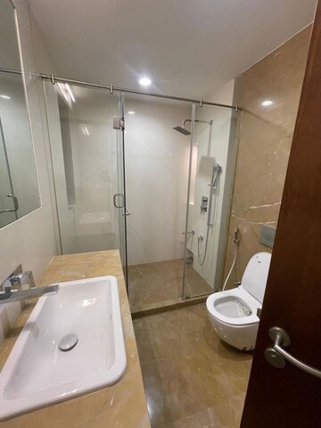 Bathroom in 4 BHK Apartment at Raiaskaran Parthenon, Andheri West – for Rent