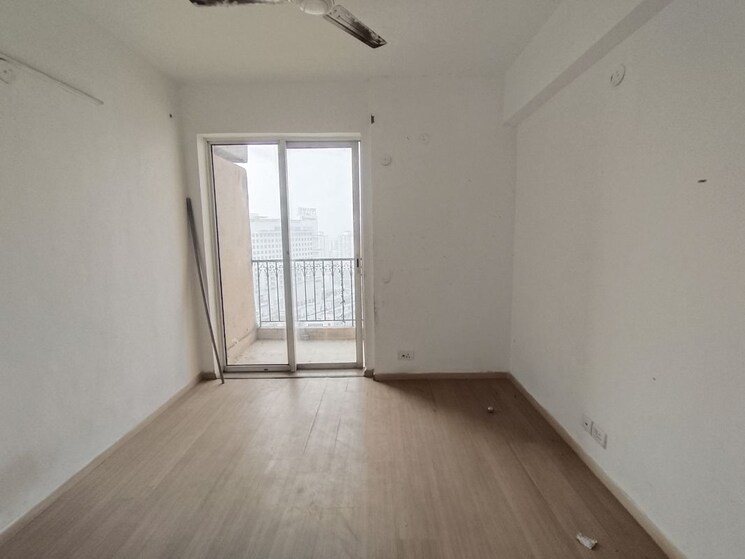 Room, dlf-new-town-heights-ii 4 Bedroom 2364 Sq.Ft. Apartment In Sector 86 Gurgaon 9905758