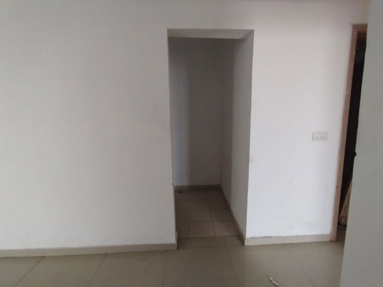 Room, dlf-new-town-heights-ii 4 Bedroom 2364 Sq.Ft. Apartment In Sector 86 Gurgaon 9905758