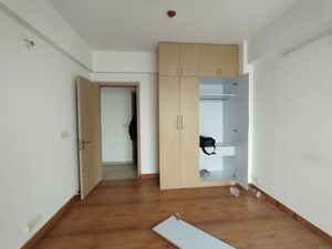 Room in 4 BHK Apartment at DLF New Town Heights II, Sector 86 – for Rent