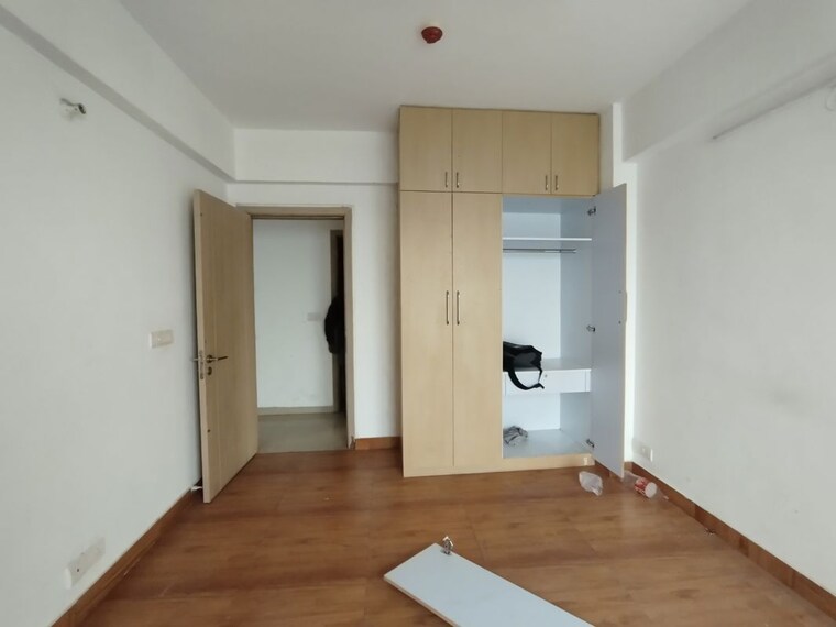 Room, dlf-new-town-heights-ii 4 Bedroom 2364 Sq.Ft. Apartment In Sector 86 Gurgaon 9905758