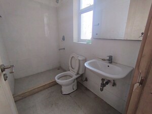 Bathroom in 4 BHK Apartment at DLF New Town Heights II, Sector 86 – for Rent