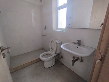 Bathroom in 4 BHK Apartment at DLF New Town Heights II, Sector 86 – for Rent