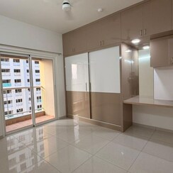 3 BHK + Extra Room Apartment For Rent in L&T Raintree Boulevard