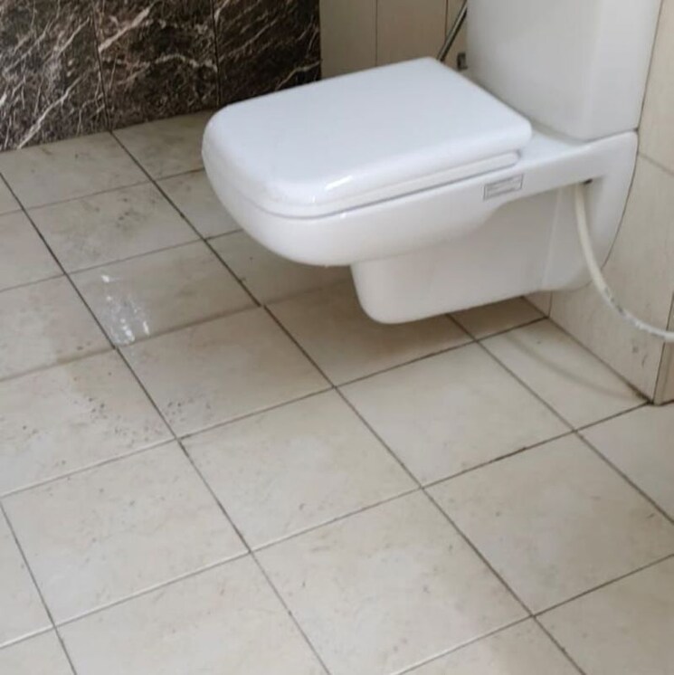 Bathroom, mantri-webcity 2.5 Bedroom 1800 Sq.Ft. Apartment In Hennur Road Bangalore 9905771