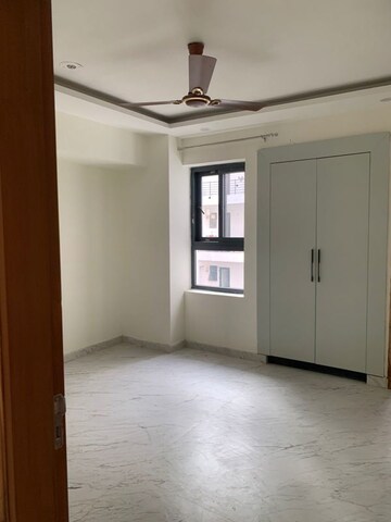 3 BHK Apartment For Rent in Pir Machalla