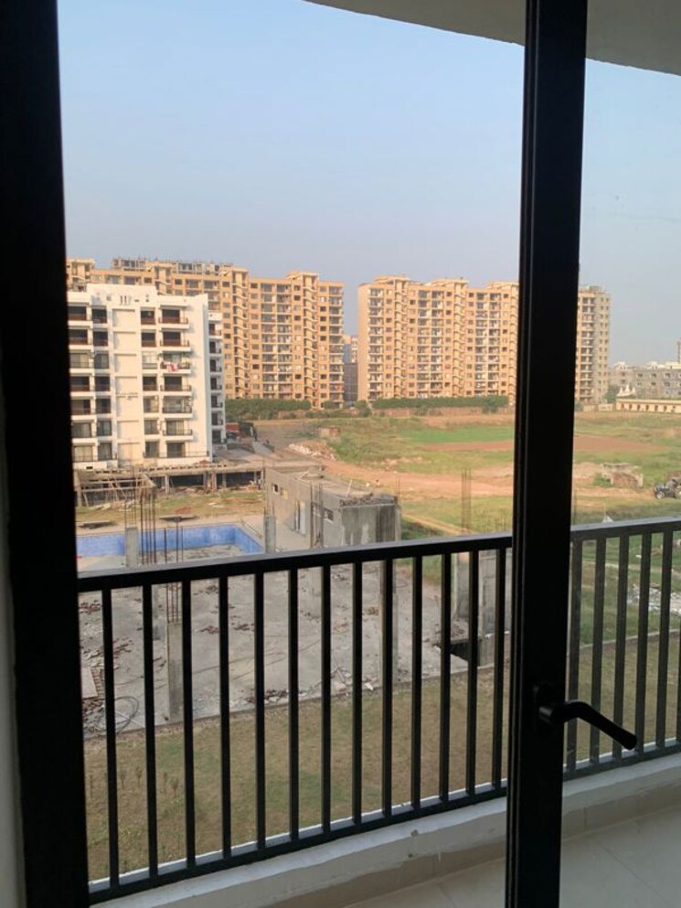 Balcony, pir machalla 3 Bedroom 2200 Sq.Ft. Apartment In Pir Machalla Zirakpur 9905776