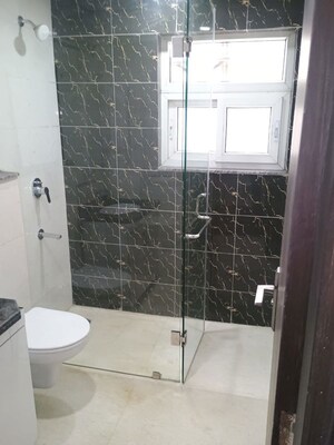 Bathroom in 3 BHK Builder Floor at BPTP Amstoria, Sector 102 – for Sale