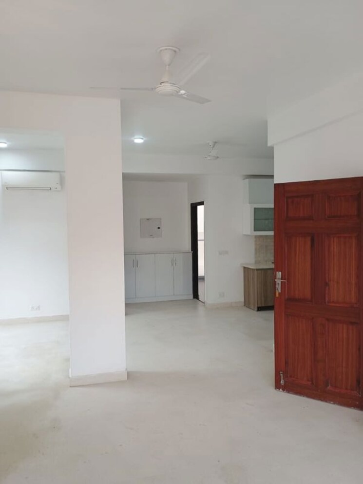Room, bptp-amstoria 3 Bedroom 2320 Sq.Ft. Builder Floor In Sector 102 Gurgaon 8196894