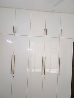 3 BHK + Extra Room Builder Floor For Sale in BPTP Amstoria
