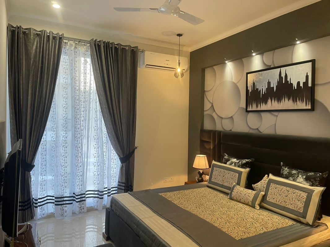3.5 BHK + Pooja Room,Servant Room Apartment For Sale in Sector 115