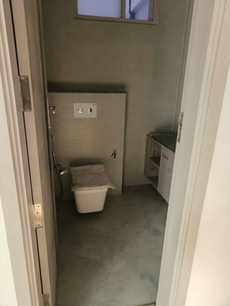 Bathroom, sector 57 3 Bedroom 2100 Sq.Ft. Builder Floor In Sector 57 Gurgaon 9905800