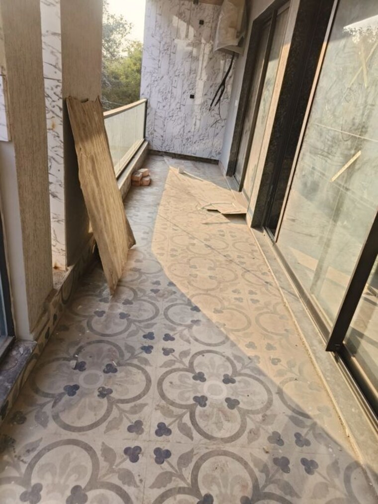 Balcony, sector 57 3 Bedroom 2100 Sq.Ft. Builder Floor In Sector 57 Gurgaon 9905800