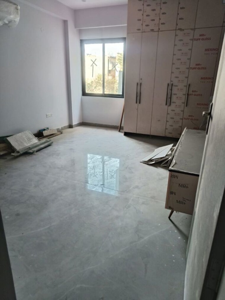 Balcony, sector 57 3 Bedroom 2100 Sq.Ft. Builder Floor In Sector 57 Gurgaon 9905800