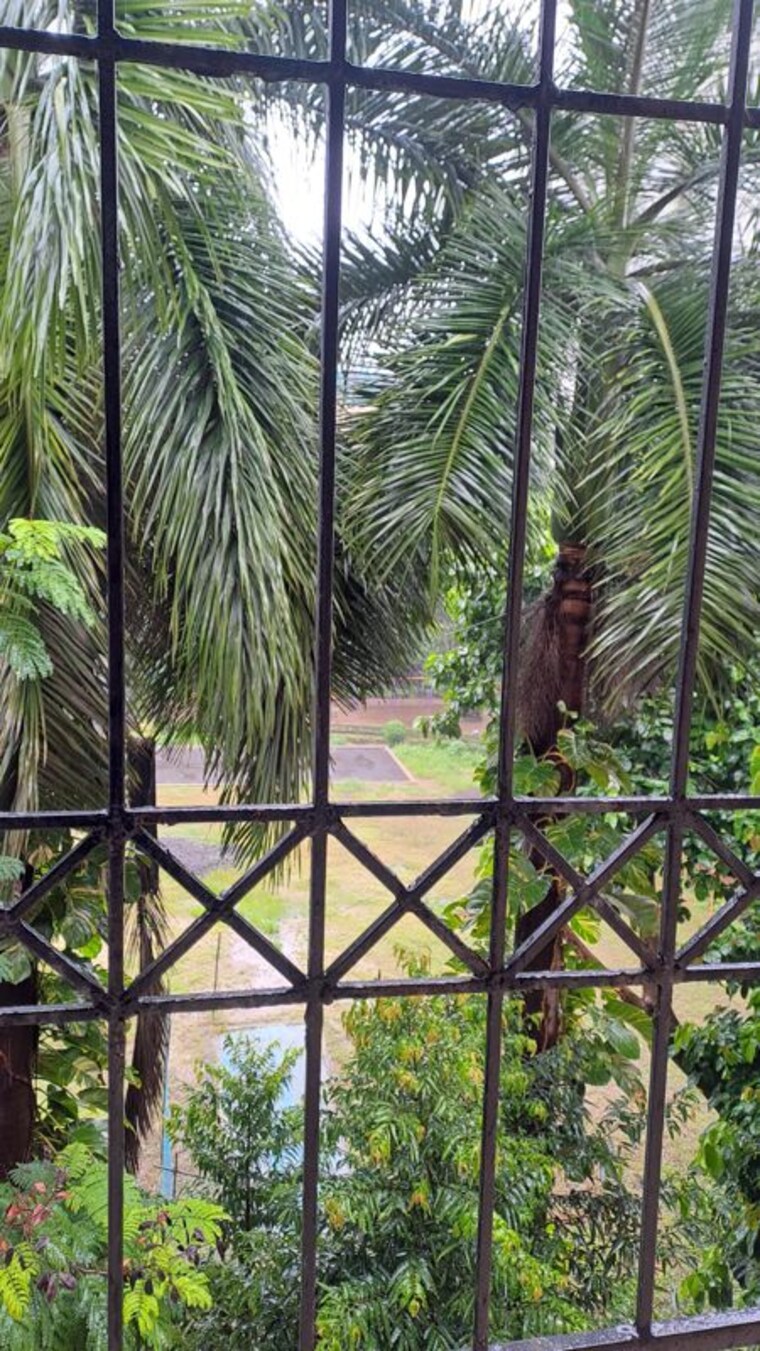 Balcony, juhu 2 Bedroom 1100 Sq.Ft. Apartment In Juhu Mumbai 9031830