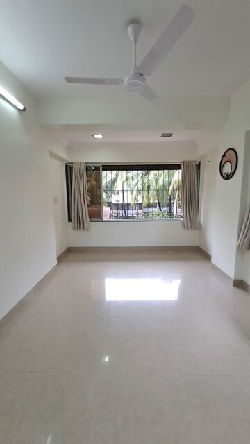 2 BHK Apartment For Rent in Juhu