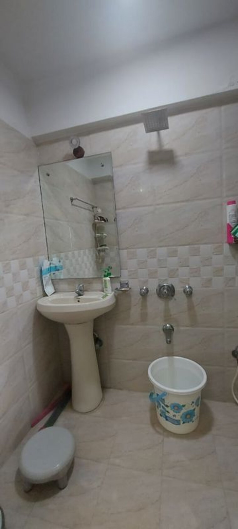 Bathroom, andheri west 3 Bedroom 1350 Sq.Ft. Apartment In Andheri West Mumbai 9030196