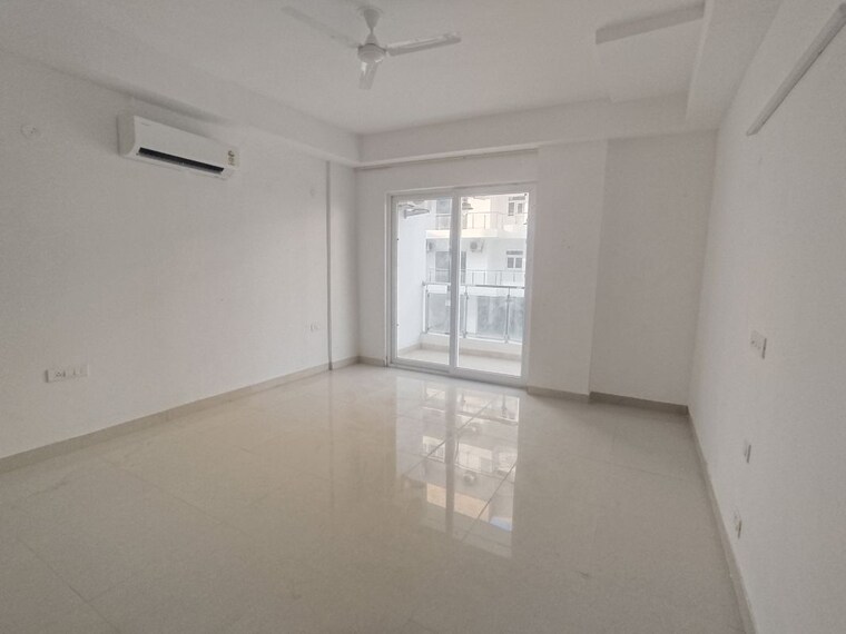 Room, ss-linden 4 Bedroom 2800 Sq.Ft. Builder Floor In Sector 84 Gurgaon 9905809