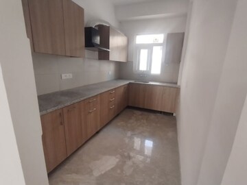 Kitchen in 4 BHK Builder Floor at SS Linden, Sector 84 – for Rent