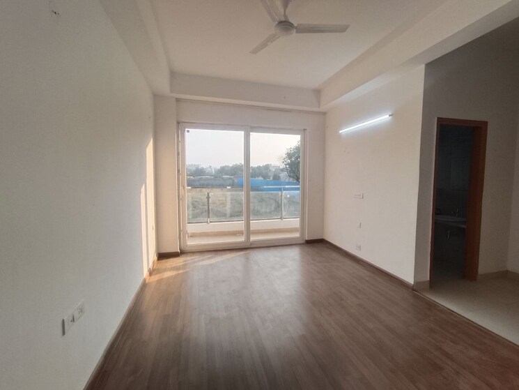 Room, ss-linden 4 Bedroom 2800 Sq.Ft. Builder Floor In Sector 84 Gurgaon 9905809