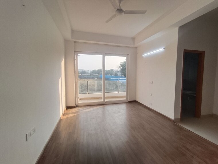 Room, ss-linden 4 Bedroom 2800 Sq.Ft. Builder Floor In Sector 84 Gurgaon 9905809