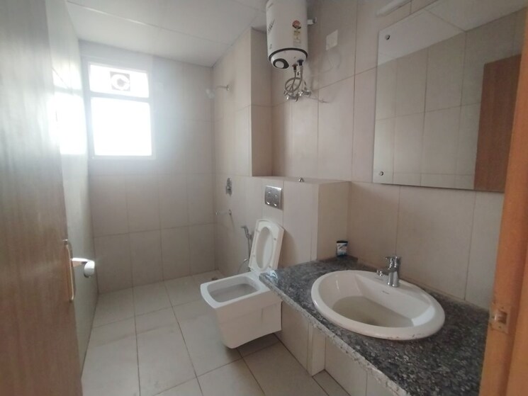 Bathroom, ss-linden 4 Bedroom 2800 Sq.Ft. Builder Floor In Sector 84 Gurgaon 9905809