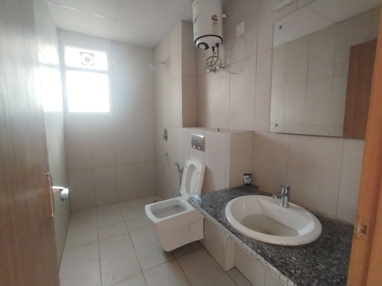 Bathroom, ss-linden 4 Bedroom 2800 Sq.Ft. Builder Floor In Sector 84 Gurgaon 9905809