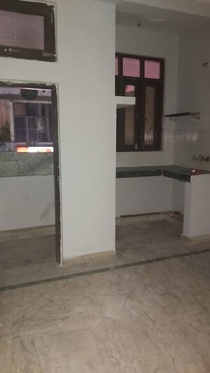 1.5 BHK Builder Floor For Rent in Mayur Vihar