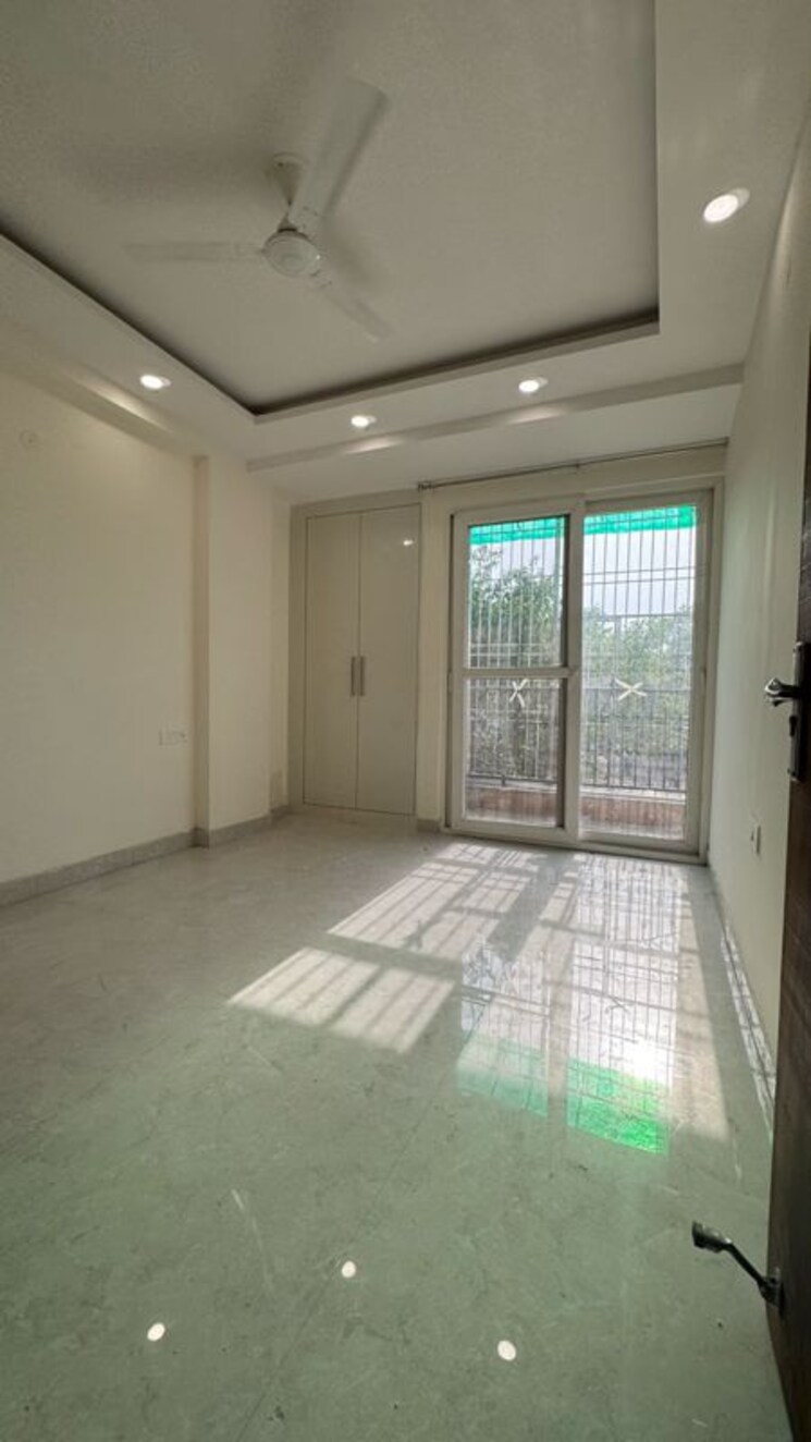 Room, chattarpur 3 Bedroom 1350 Sq.Ft. Builder Floor In Chattarpur Delhi 9905816
