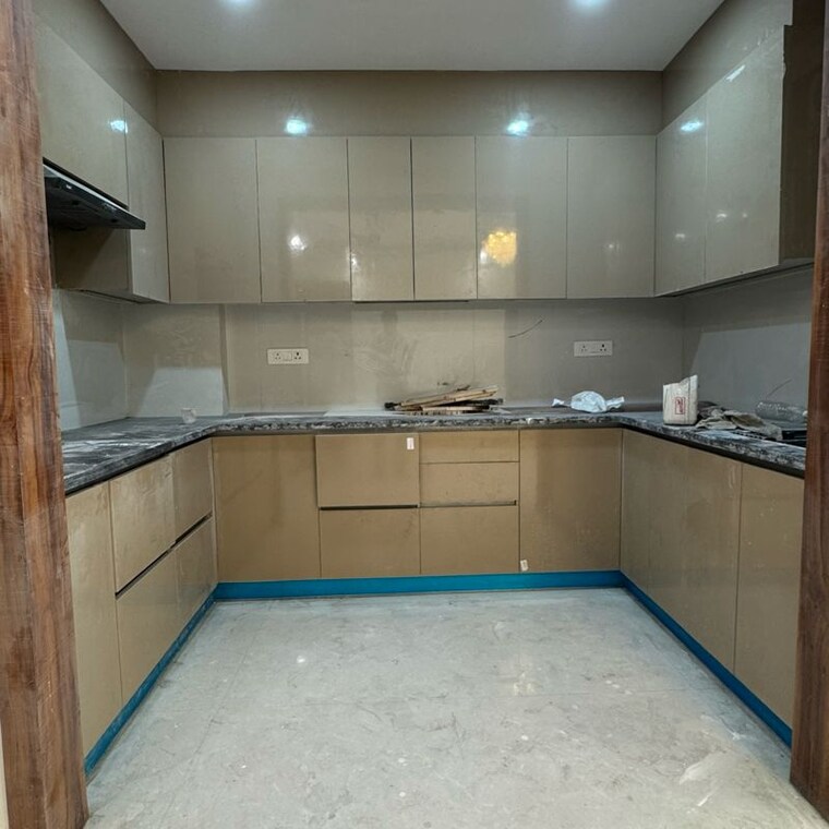 Kitchen, chattarpur 3 Bedroom 1350 Sq.Ft. Builder Floor In Chattarpur Delhi 9905816