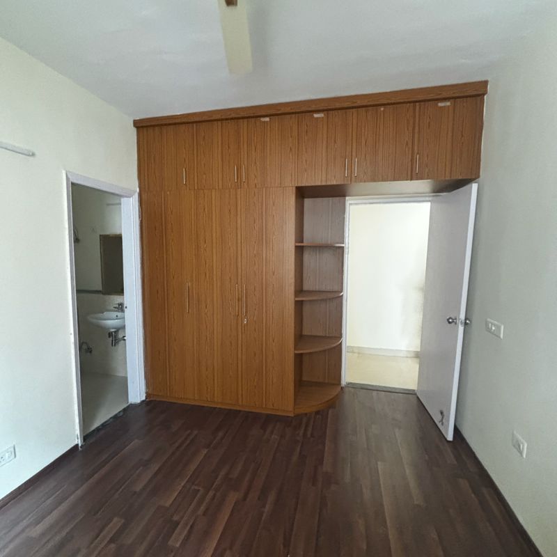 3 BHK + Pooja Room 1014 Sq.Ft. Apartment in Jaypee Greens Wish Town Klassic